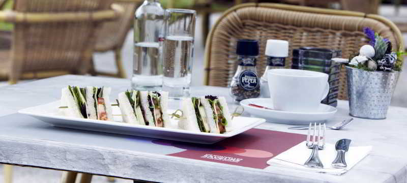 Campanile Hotel & Restaurant Arnhem - Zevenaar Bagian luar foto
